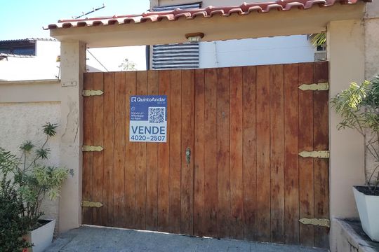Fachada de casa à venda com 3 quartos, 264m² em Freguesia (Jacarepaguá), Rio de Janeiro