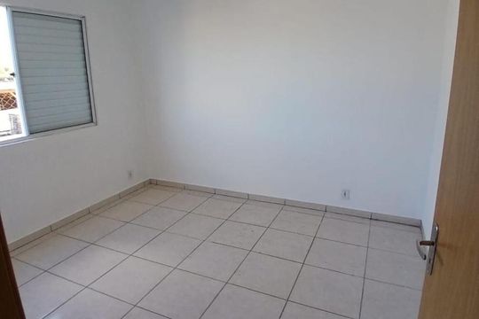 Quarto de apartamento para alugar com 2 quartos, 55m² em Santa Cruz, Gravataí