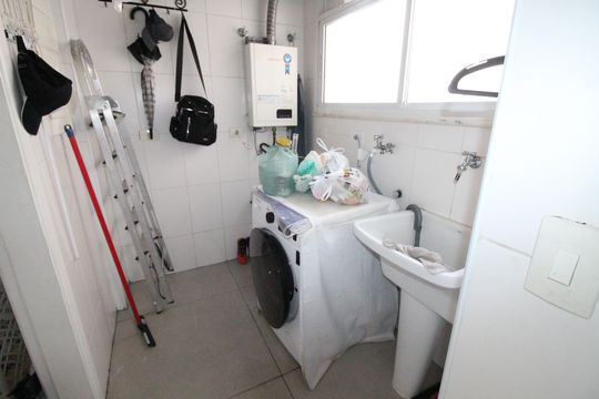 Área de Serviço de apartamento para alugar com 4 quartos, 133m² em Jardim das Industrias, São José dos Campos