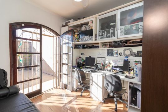 Quarto 3 de casa à venda com 3 quartos, 150m² em Jardim Santa Maria, São Paulo