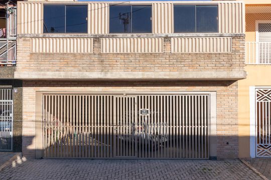 Fachada de casa à venda com 3 quartos, 150m² em Jardim Santa Maria, São Paulo