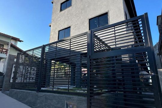 Fachada de kitnet/studio para alugar com 1 quarto, 24m² em Ipiranga, São José