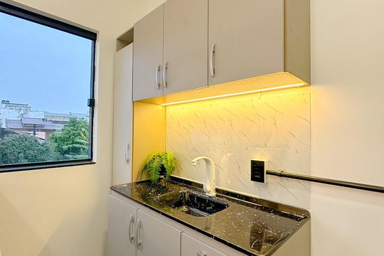 Cozinha de kitnet/studio para alugar com 1 quarto, 24m² em Ipiranga, São José