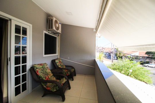 Varanda da Sala 3 de casa para alugar com 3 quartos, 245m² em Jardim Serrano, Votorantim