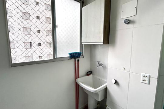 Área de Serviço de apartamento para alugar com 2 quartos, 43m² em Gopouva, Guarulhos