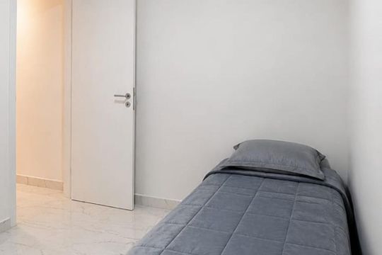 Quarto de apartamento para alugar com 2 quartos, 42m² em Parque Arariba, São Paulo