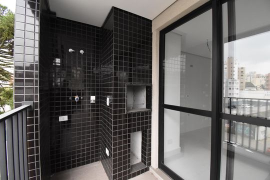 Sacada de apartamento à venda com 3 quartos, 131m² em Juvevê, Curitiba