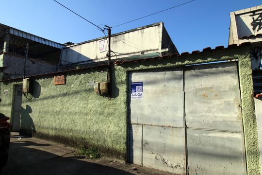 Fachada de casa para alugar com 3 quartos, 50m² em Pavuna, Rio de Janeiro