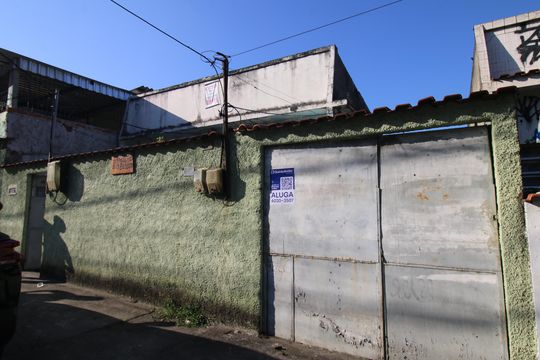 Fachada de casa para alugar com 2 quartos, 50m² em Pavuna, Rio de Janeiro