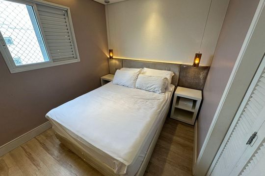 Quarto de apartamento à venda com 3 quartos, 65m² em Jardim Japao, São Paulo