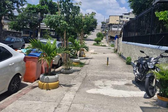 Área externa de apartamento para alugar com 1 quarto, 38m² em Engenheiro Leal, Rio de Janeiro