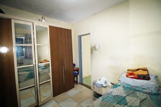 Quarto de casa para alugar com 1 quarto, 28m² em Pavuna, Rio de Janeiro