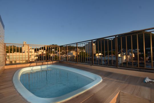 Piscina de apartamento à venda com 3 quartos, 244m² em Vila Valqueire, Rio de Janeiro
