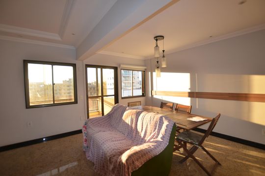 Apartamento à venda com 3 quartos, 244m² em Vila Valqueire, Rio de Janeiro