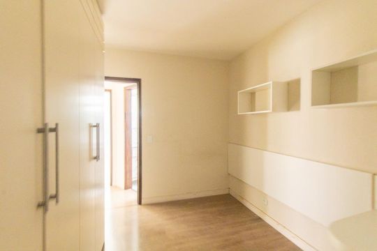 Quarto 2 de casa de condomínio à venda com 3 quartos, 107m² em Portão, Curitiba