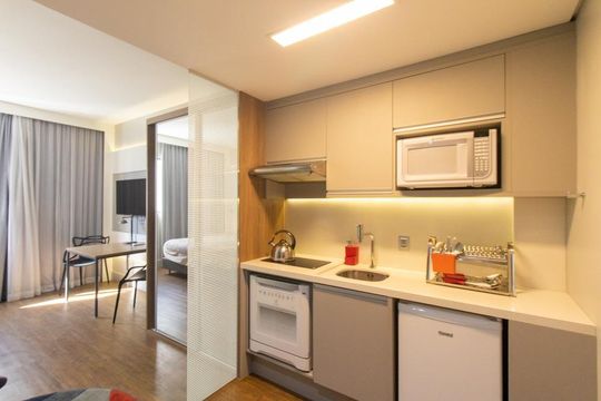 Studio de apartamento para alugar com 1 quarto, 27m² em Rebouças, Curitiba