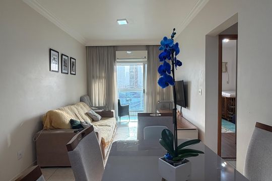 Sala de apartamento para alugar com 2 quartos, 96m² em Embaré, Santos