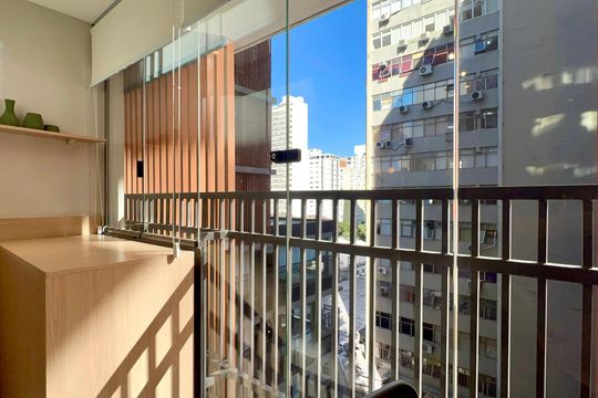 Varanda de kitnet/studio para alugar com 1 quarto, 23m² em Paraíso, São Paulo