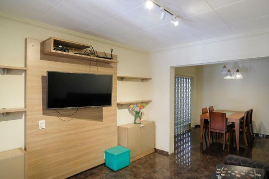 Casa à venda com 5 quartos, 194m² em Olímpico, São Caetano do Sul
