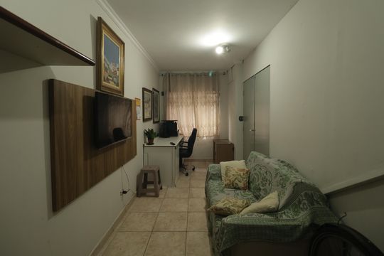 Sala de casa para alugar com 2 quartos, 80m² em Aclimação, São Paulo