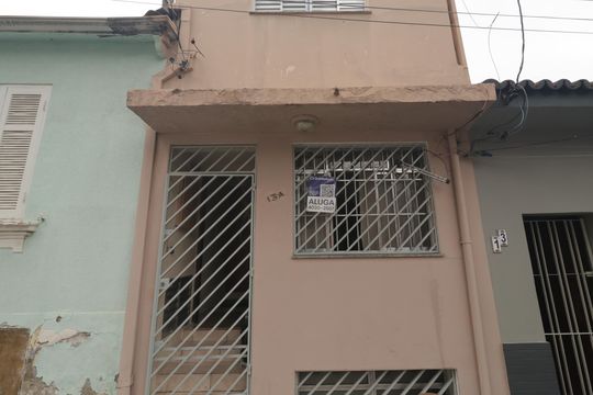 Placa de casa para alugar com 2 quartos, 80m² em Aclimação, São Paulo