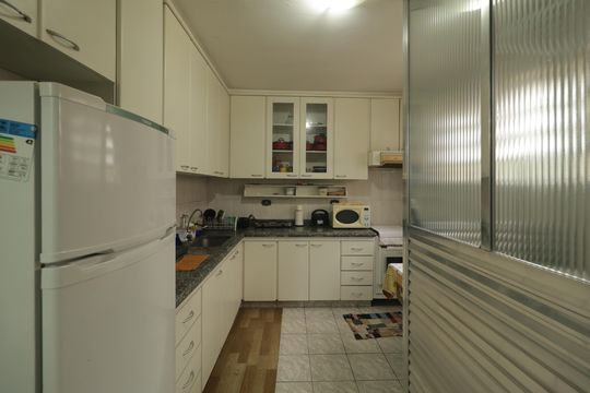 Cozinha de casa para alugar com 2 quartos, 80m² em Aclimação, São Paulo