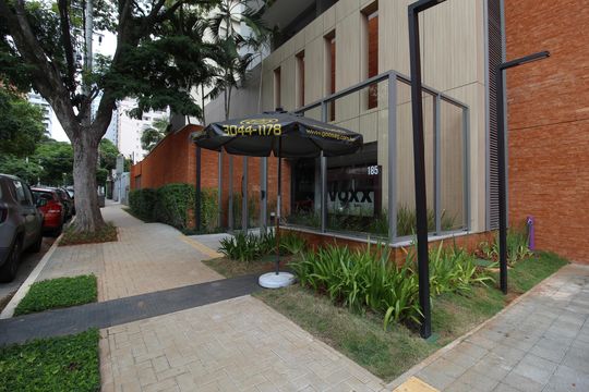 Fachada de kitnet/studio para alugar com 1 quarto, 45m² em Vila Nova Conceição, São Paulo