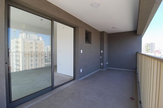 Varanda de kitnet/studio para alugar com 1 quarto, 45m² em Vila Nova Conceição, São Paulo
