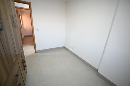 Apartamento para alugar com 3 quartos, 69m² em Vila Lucy, Goiânia
