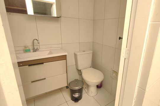Banheiro de casa à venda com 2 quartos, 177m² em Olímpico, São Caetano do Sul
