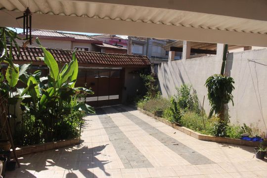 Garagem de casa à venda com 2 quartos, 177m² em Olímpico, São Caetano do Sul