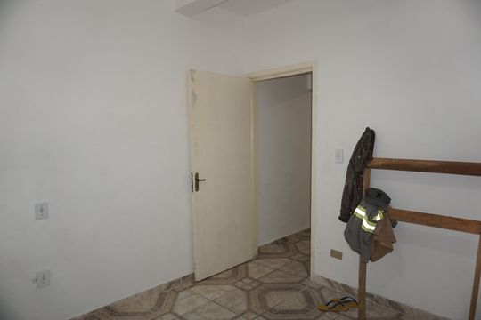 Quarto de casa para alugar com 1 quarto, 50m² em Jardim Soraia, Embu das Artes