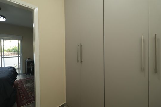 Closet da Suíte 2 de casa à venda com 4 quartos, 250m² em Vila Monumento, São Paulo