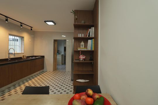 Cozinha de casa à venda com 4 quartos, 250m² em Vila Monumento, São Paulo