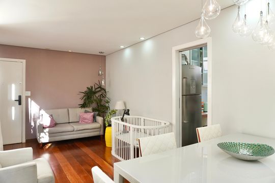 Sala  de apartamento à venda com 3 quartos, 100m² em Santo Antônio, Belo Horizonte