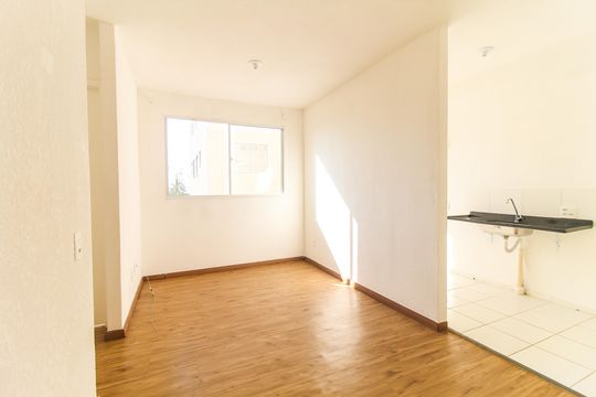 Sala de apartamento para alugar com 2 quartos, 42m² em Colônia (zona Leste), São Paulo