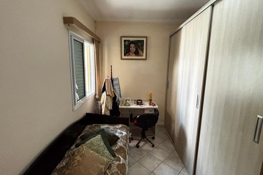 Quarto de apartamento à venda com 2 quartos, 57m² em Vila Assunção, Santo André