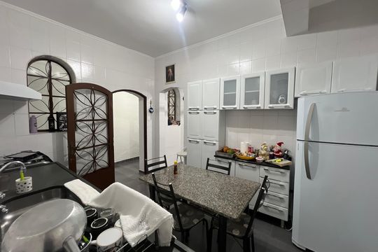 Casa para alugar com 5 quartos, 360m² em Jardim Santa Ines, São Paulo