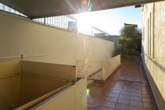 Corredor externo de casa para alugar com 4 quartos, 371m² em Vila Rosalia, Guarulhos