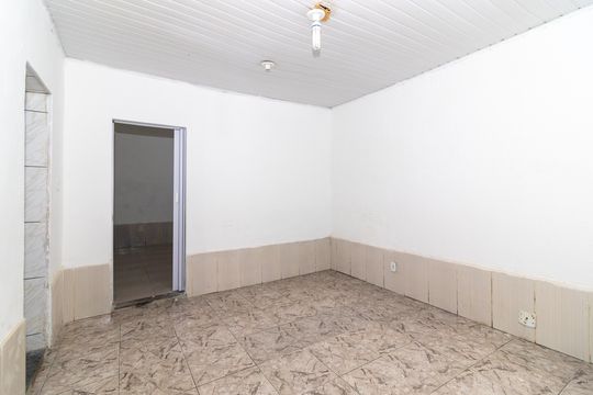 Sala de casa para alugar com 2 quartos, 80m² em Realengo, Rio de Janeiro