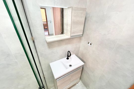 Banheiro de apartamento para alugar com 1 quarto, 25m² em Vila Nova Cachoeirinha, São Paulo
