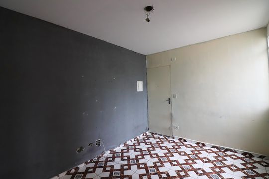 Sala  de apartamento à venda com 2 quartos, 42m² em Ferrazópolis, São Bernardo do Campo