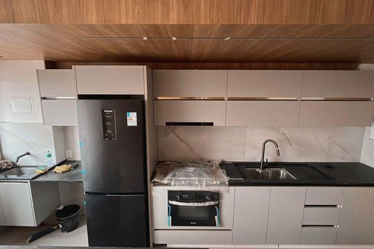 Sala/cozinha de apartamento para alugar com 2 quartos, 63m² em Serrinha, Goiânia