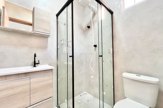 Banheiro de apartamento para alugar com 1 quarto, 25m² em Vila Nova Cachoeirinha, São Paulo
