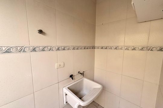 Área de Serviço de casa para alugar com 2 quartos, 80m² em Chácara Califórnia, São Paulo