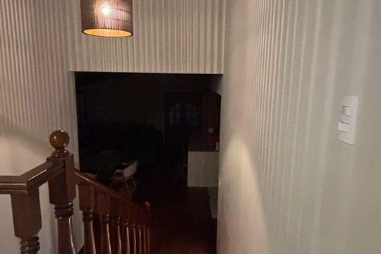 Escada de casa de condomínio à venda com 4 quartos, 500m² em Parque dos Principes, São Paulo