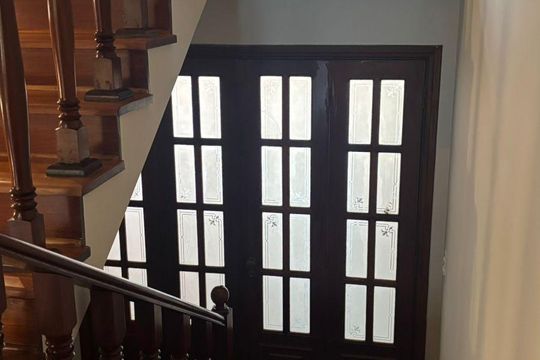Escada de casa de condomínio à venda com 4 quartos, 500m² em Parque dos Principes, São Paulo