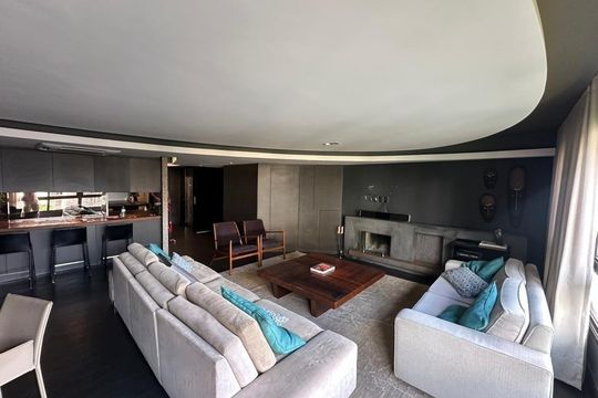 Sala de apartamento para alugar com 3 quartos, 158m² em Auxiliadora, Porto Alegre