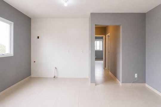 Cozinha de apartamento para alugar com 2 quartos, 48m² em Jardim Betânia, Cachoeirinha