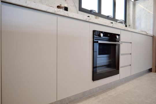 Cozinha de apartamento à venda com 2 quartos, 158m² em Pinheiros, São Paulo